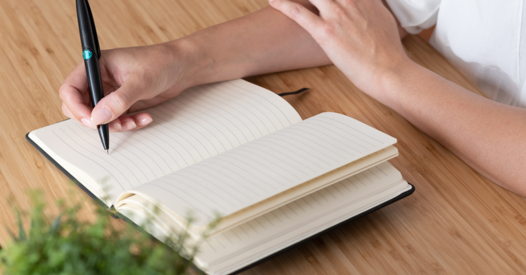 行政書士の勉強法としてノートはいらない？のイメージ画像