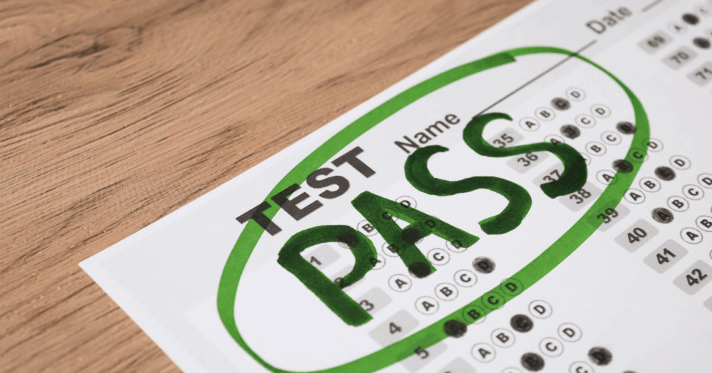 行政書士試験に何回で合格できるかを示すイメージ画像