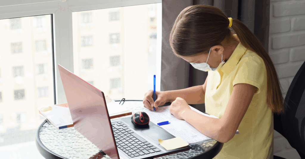 行政書士の合格を独学で目指すイメージ画像